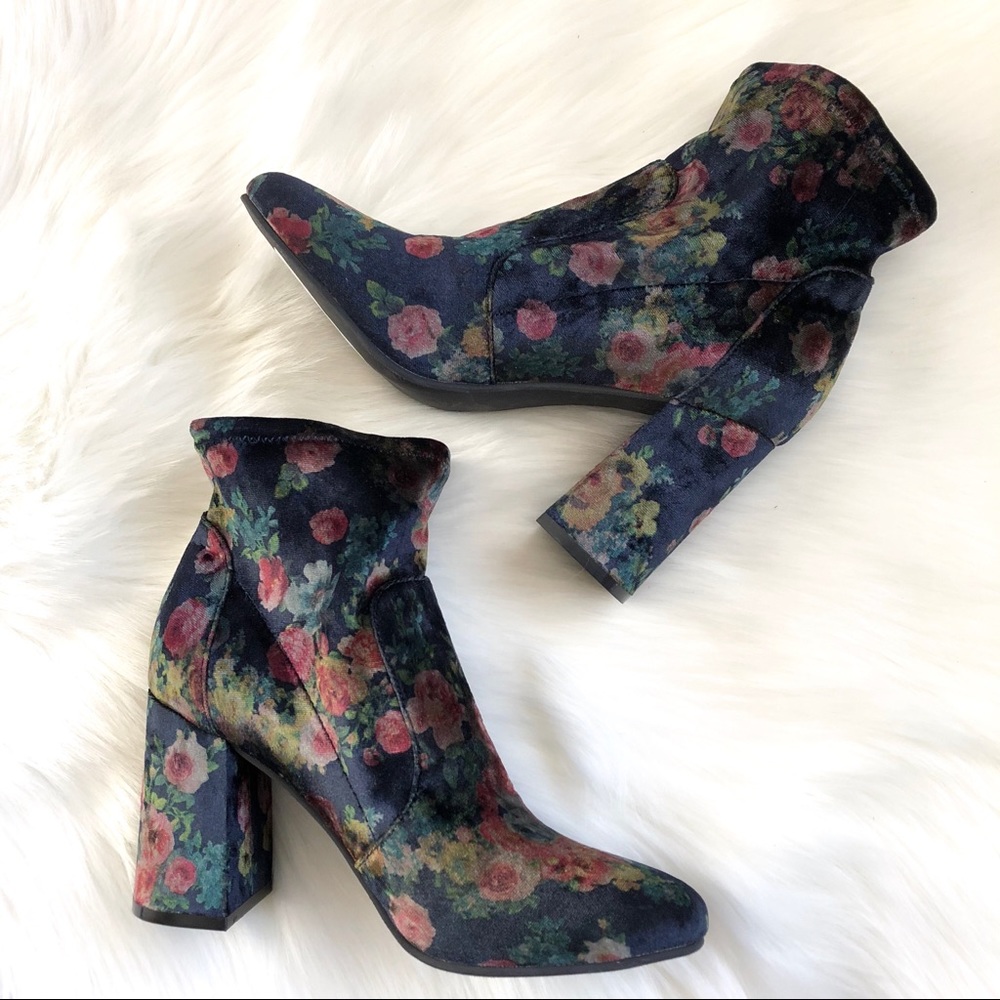 Abound Izzie Floral Velvet Booties - Picture 1 of 5